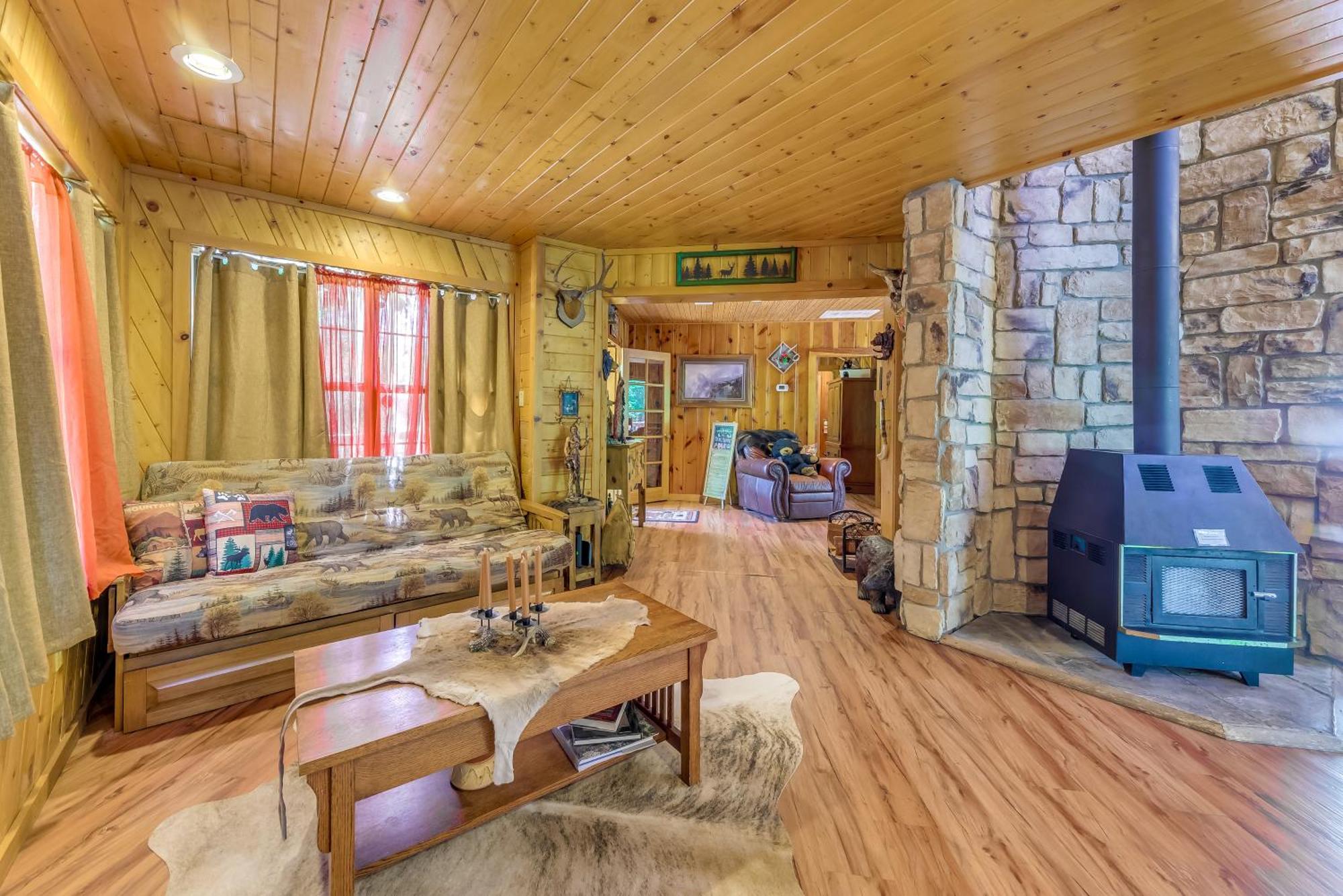 Unique Bear Country Cabin In Ruidoso With Hot Tub! Exterior foto