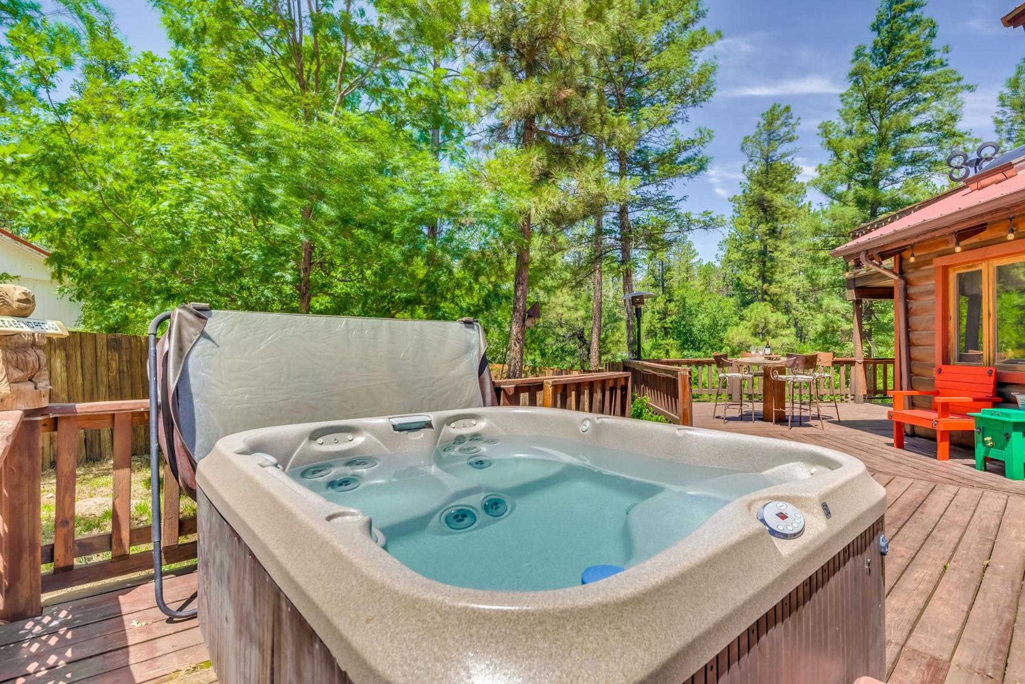 Unique Bear Country Cabin In Ruidoso With Hot Tub! Exterior foto